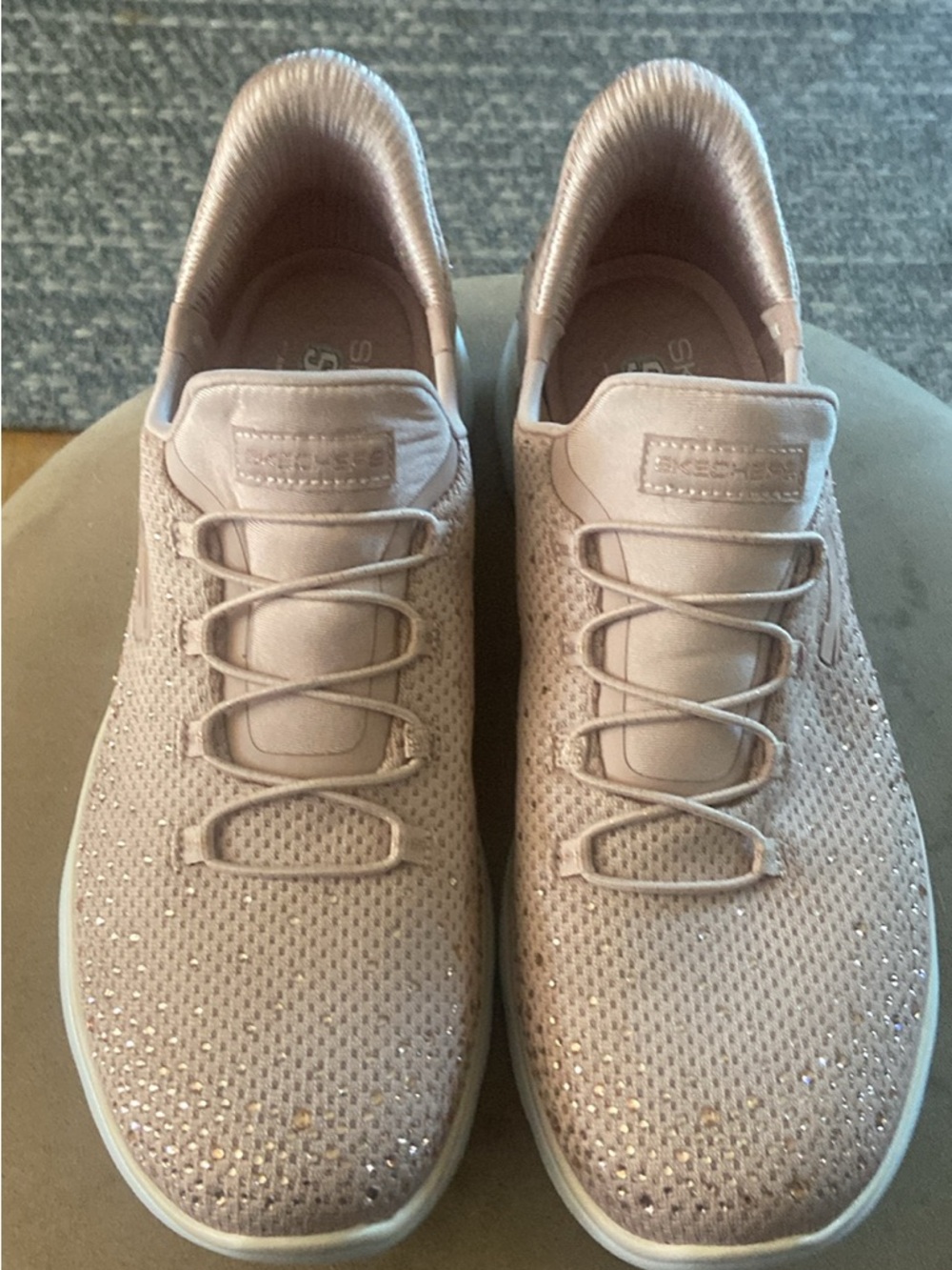 Sketchers slip ons